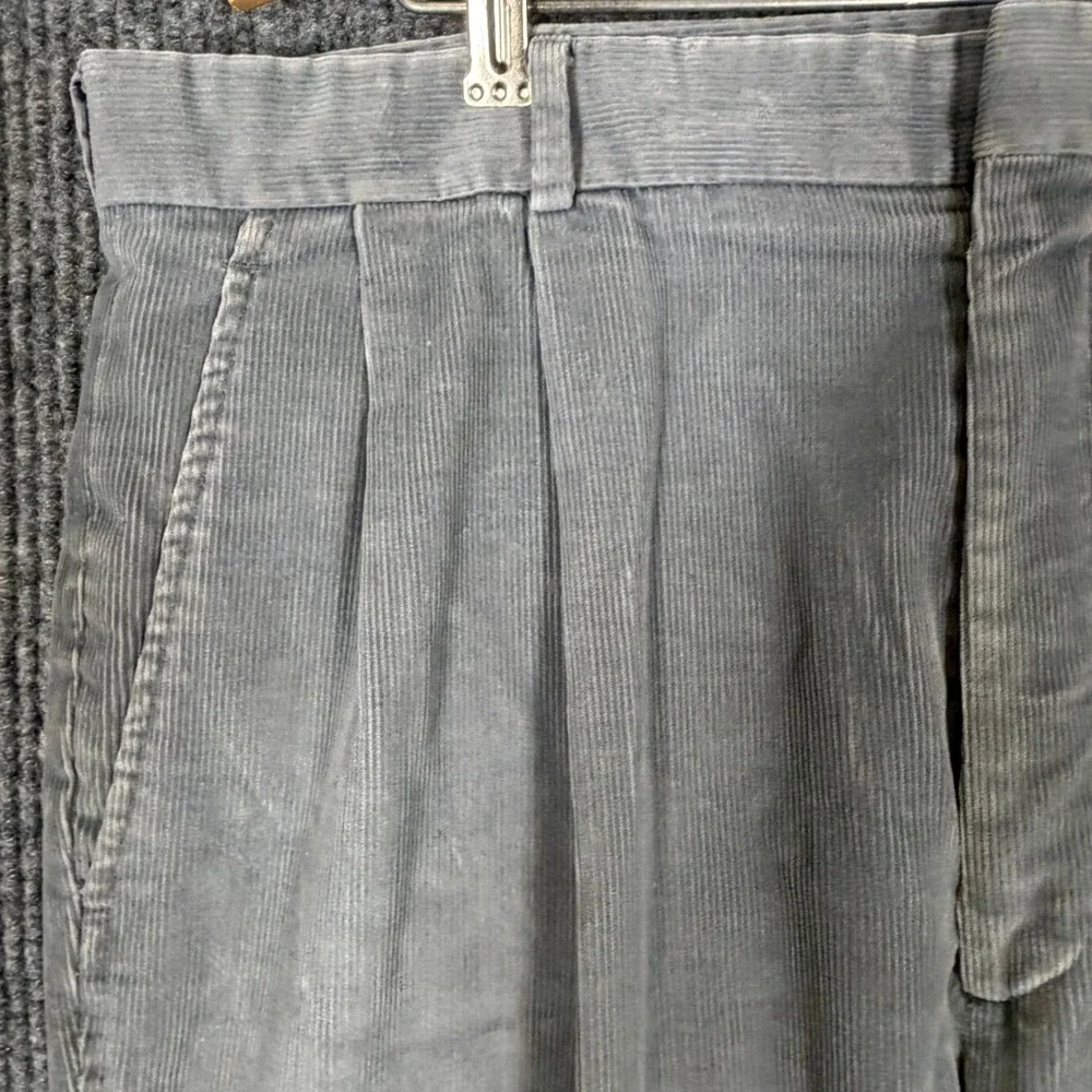 Vintage Lands' End USA Made Corduroy Pleated Pants Men's 36x29 Gray Cotton